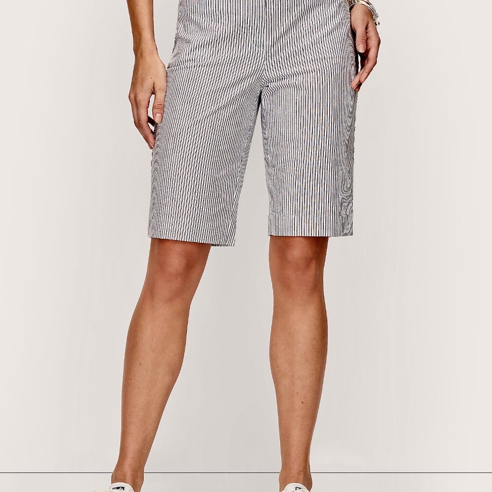 TALBOTS Perfect Shorts,18W 10 inch inseam. REDUCED
